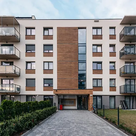 Apartamento Balcony & Parking, Modern Elegant Apartment! Near Tram